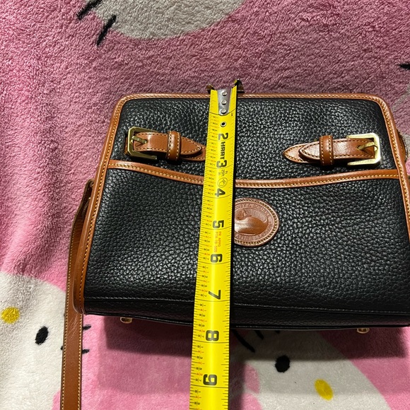 Dooney And Bourke vintage shoulder crossbody purse - Picture 4 of 7